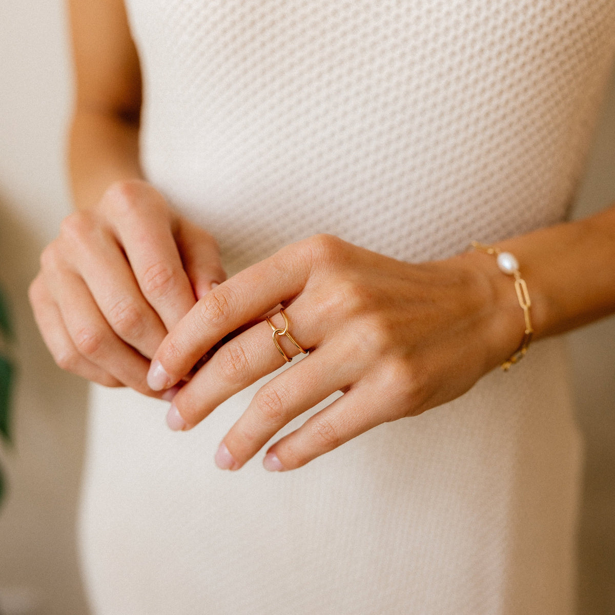 Knot Ring