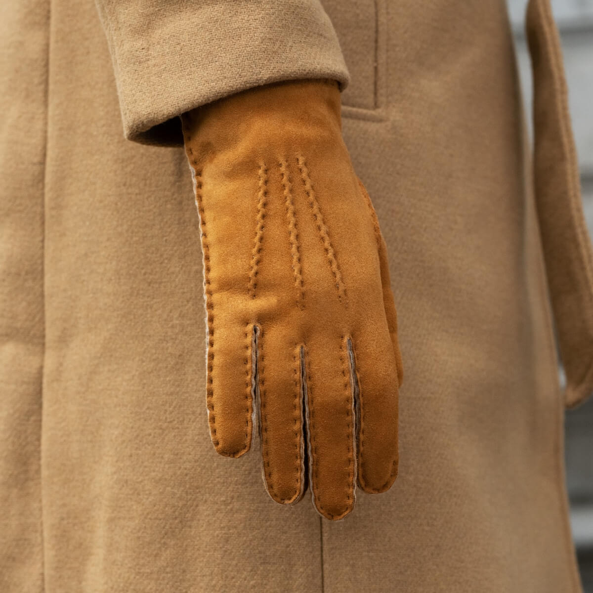 Beatrice - Italian suede leather gloves with luxurious natural sheep fur lining