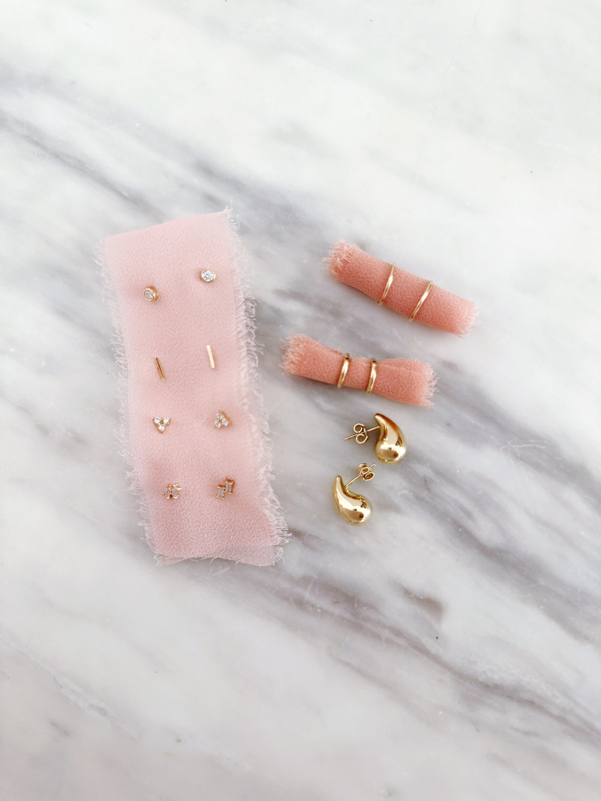 DEWDROP EARRINGS 14KT YELLOW GOLD