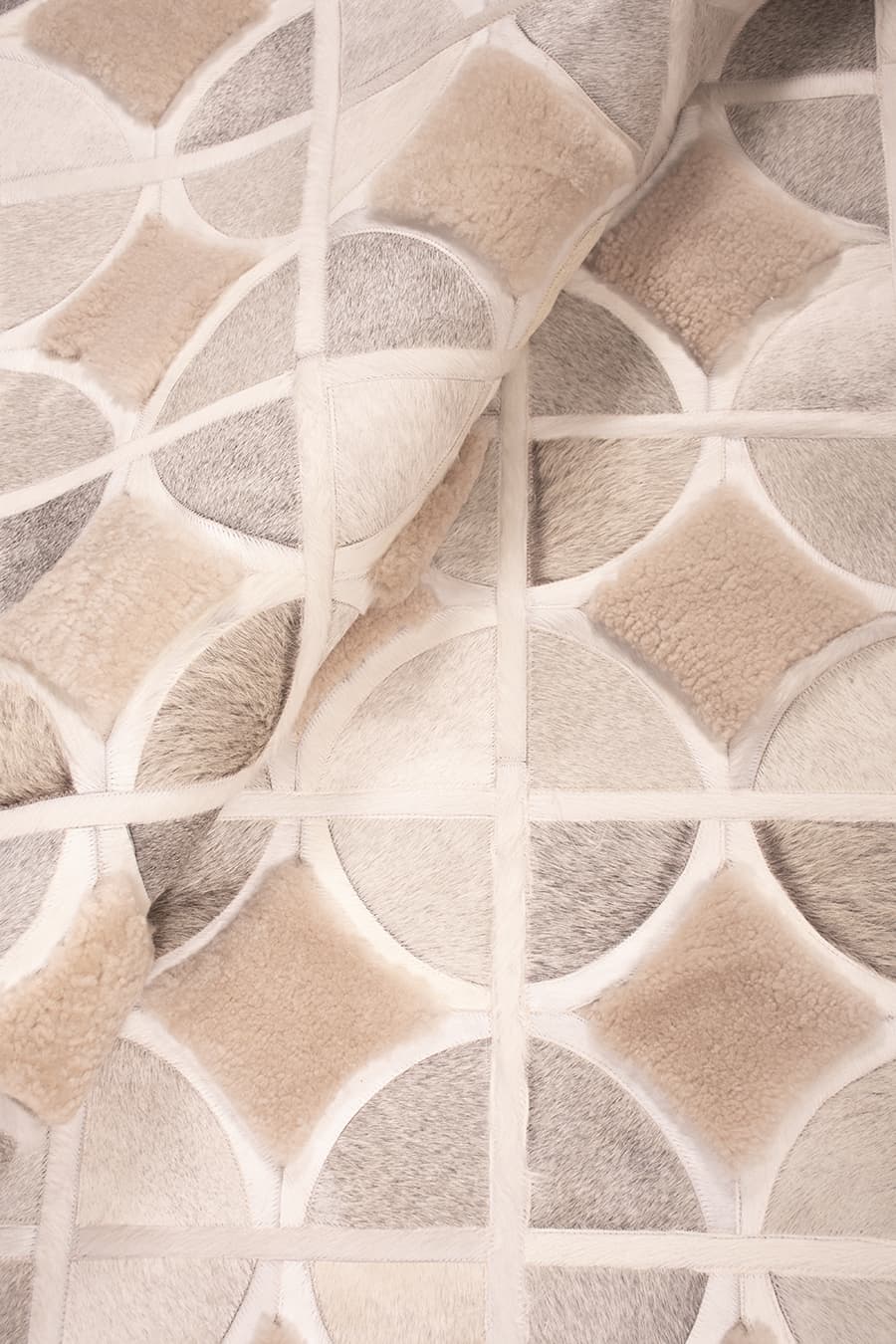 Alpha – Custom Cowhide & Shearling Rug