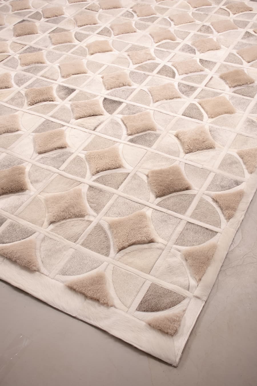 Alpha – Custom Cowhide & Shearling Rug