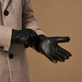 Benjamin (black) – Thick goatskin leather gloves with warm lambswool lining & touchscreen feature 7