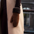 Brooke (brown) – Suede mittens with luxurious sheep fur lining 4