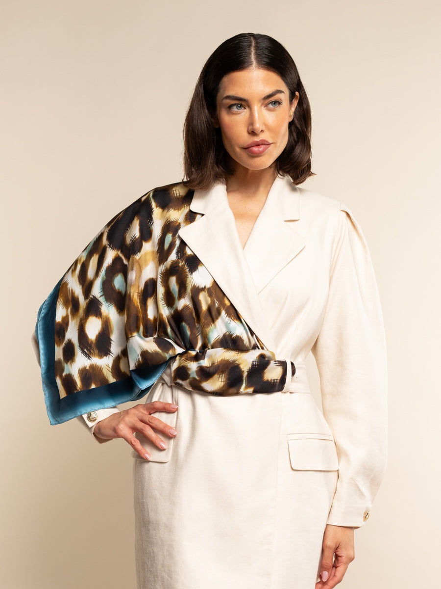 Bruna (blue)- Soft and lightweight Italian foulard from pure silk