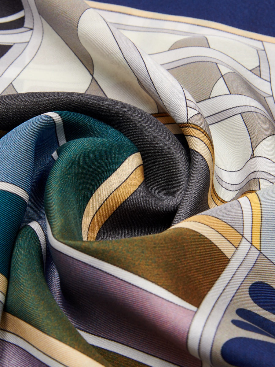 Fiorella (red/blue) - Soft and lightweight Italian foulard from pure silk