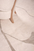 GLIMPSE – White Sheepskin Rug for Modern Interiors 4