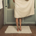 Ultraplush Skid-Resistant Bath Mat 3