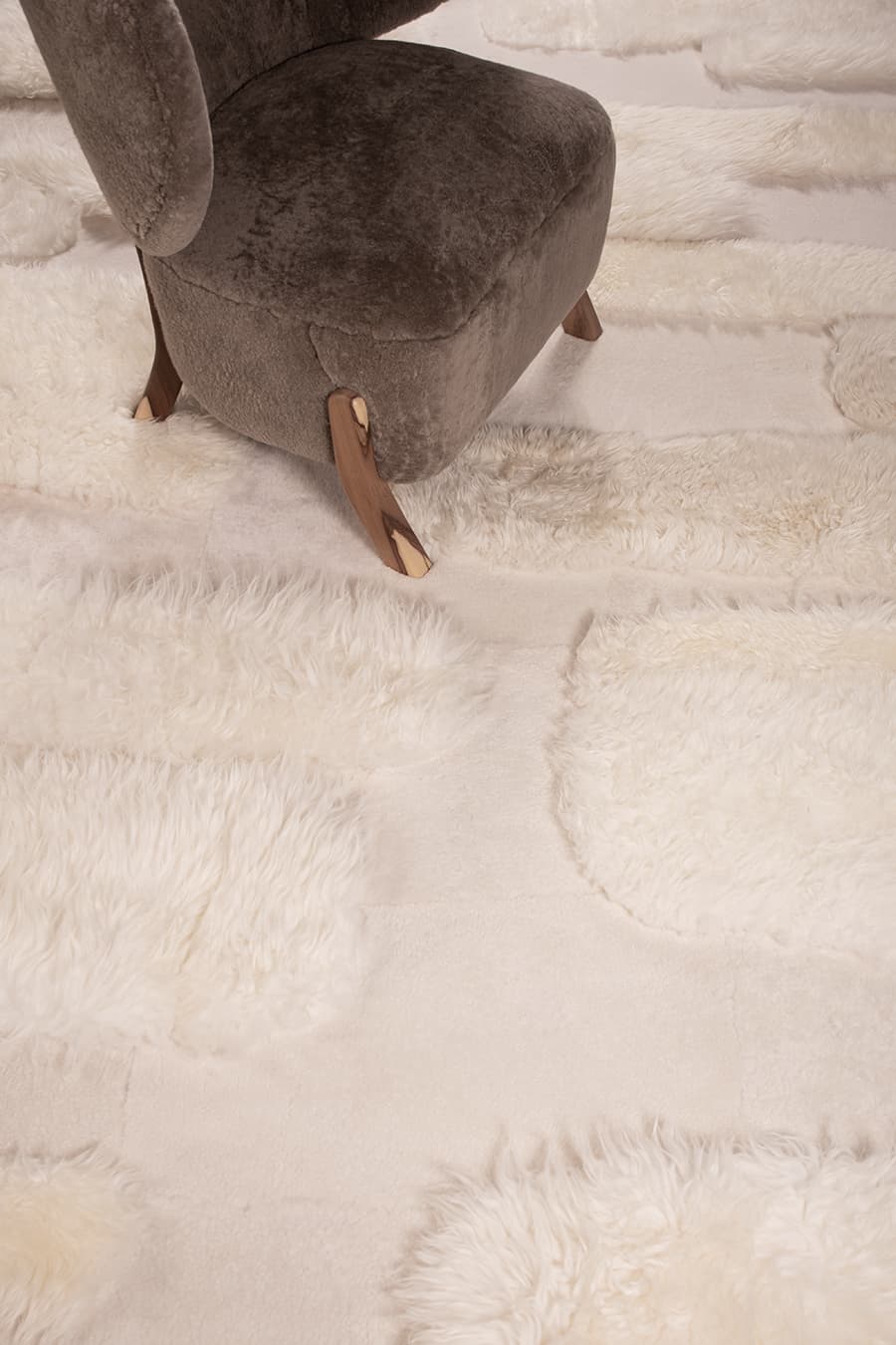 Holland – Oversized Shearling Wool Rug – view 6
