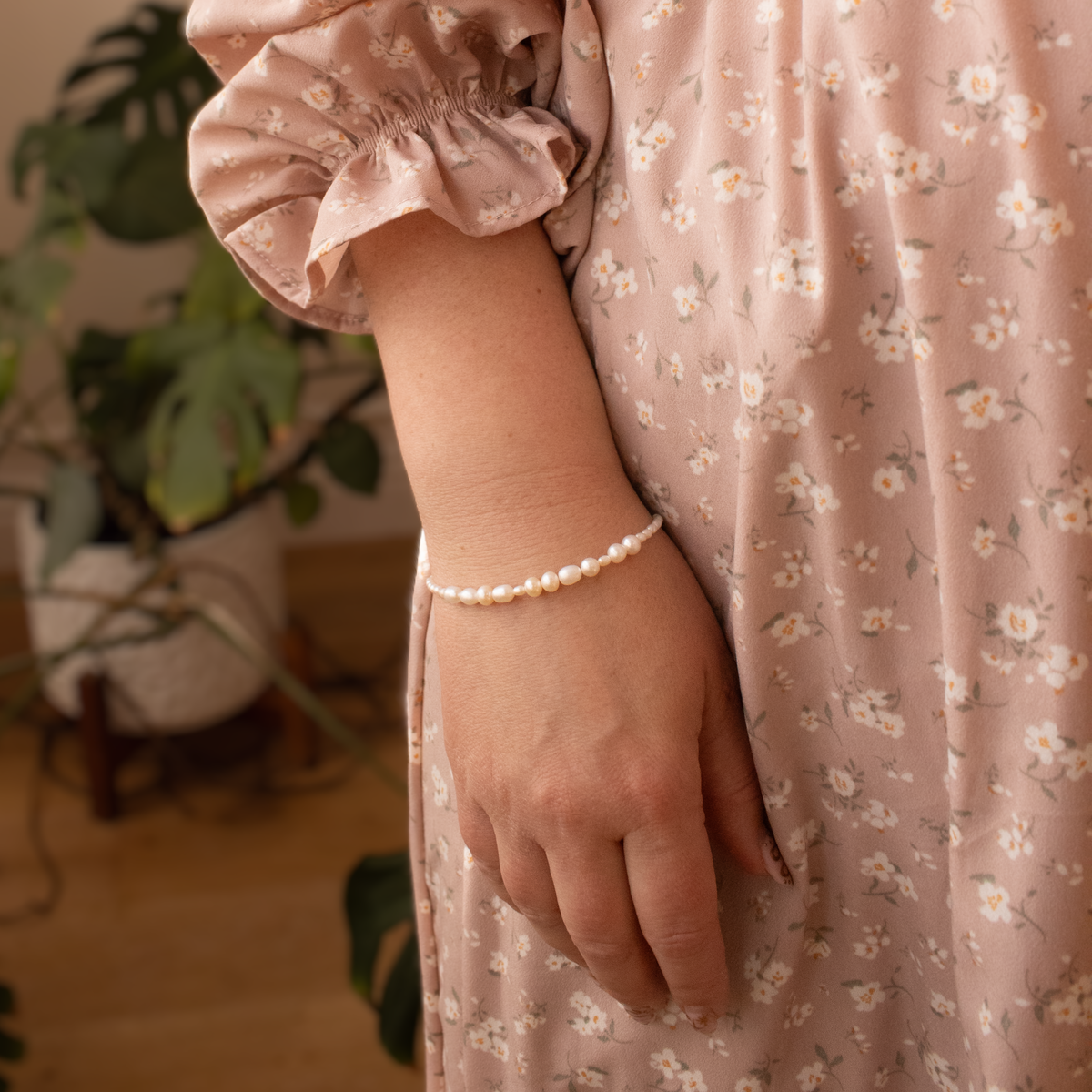 ILY Morse Code Pearl Bracelet