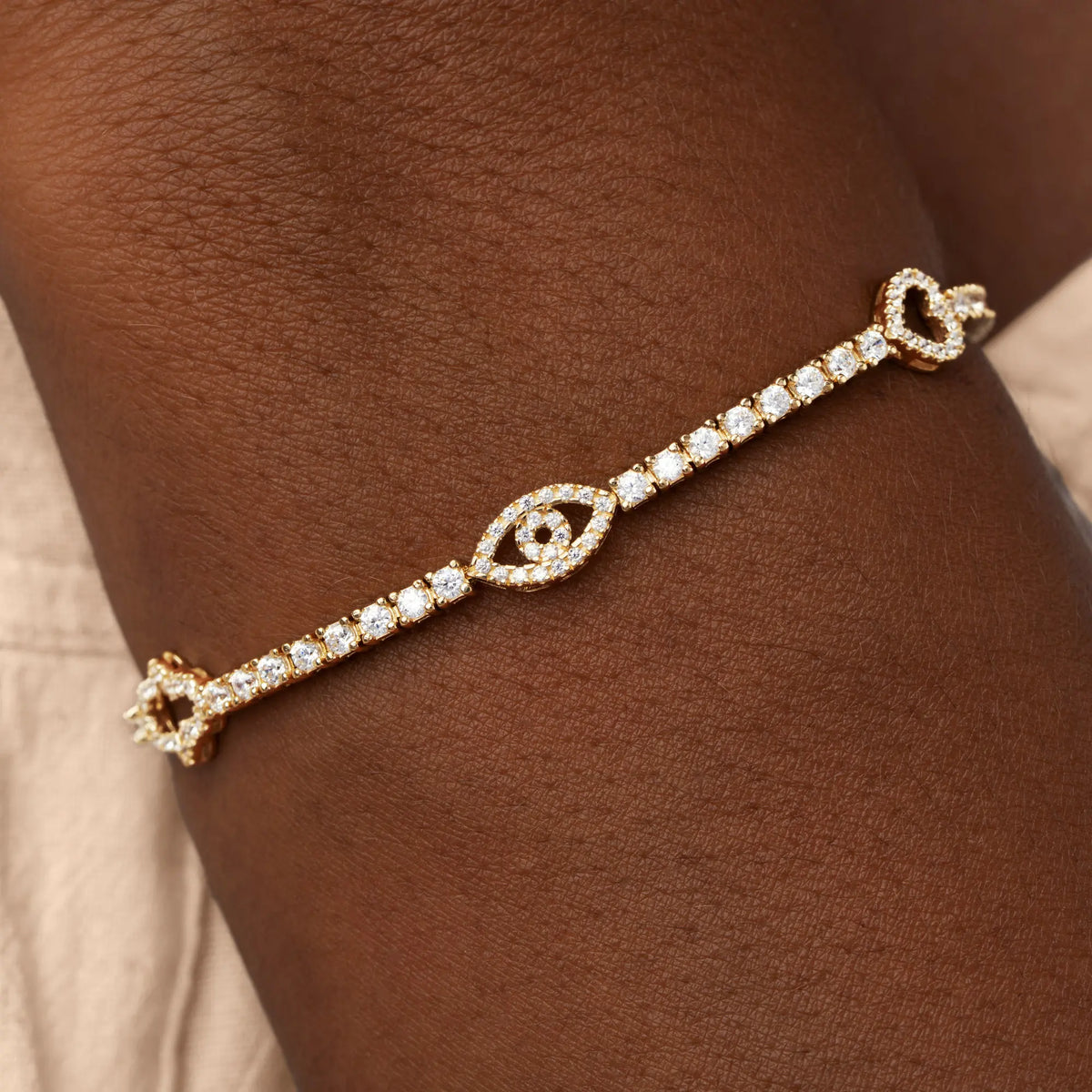 Serene Guardian Hamsa Heart Evil Eye Bracelet