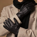 Noah (black) – Luxurious deerskin leather gloves with warm wool lining 7