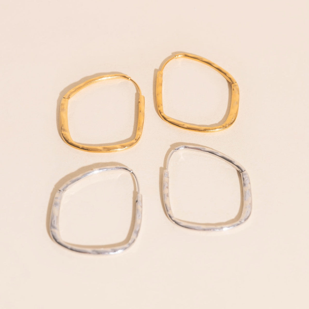 Titanium Hammered Oblong Huggie Hoop Earrings - FeatherTUFF™
