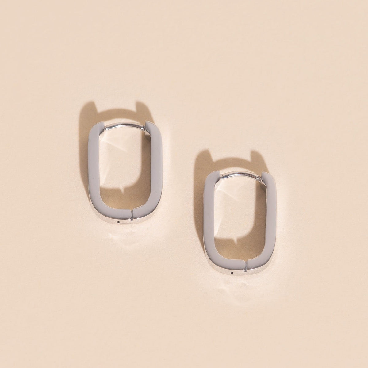 Titanium Smooth Oblong Huggie Hoop Earrings - FeatherTUFF™