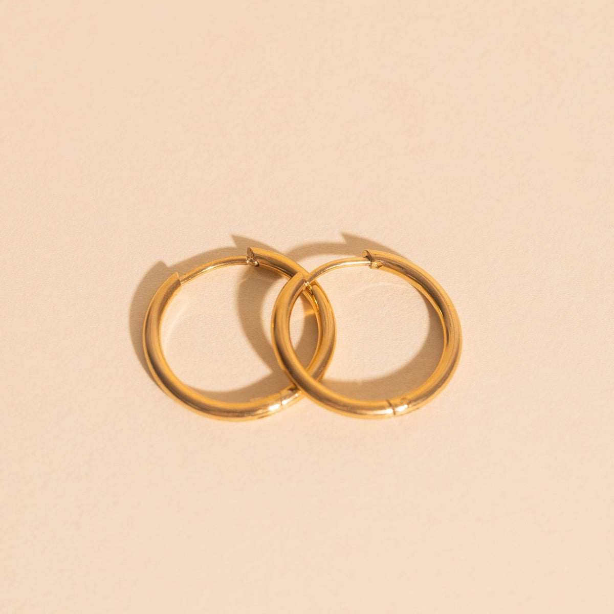 Titanium Circle Rounded Huggie Hoop Earrings - FeatherTUFF™