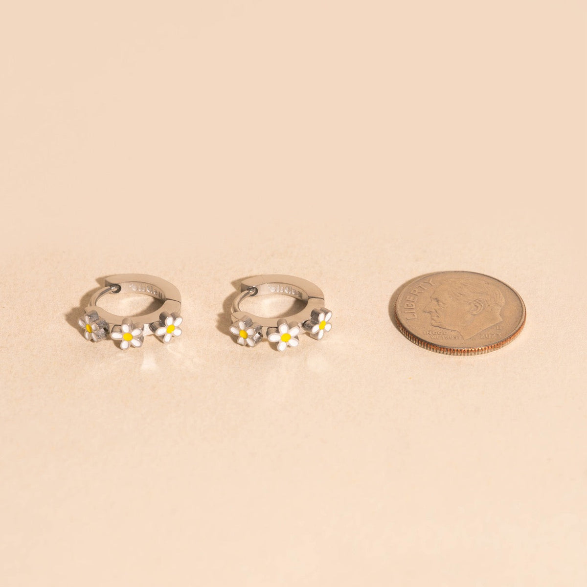 Daisy 3D Huggie Hoop Earrings