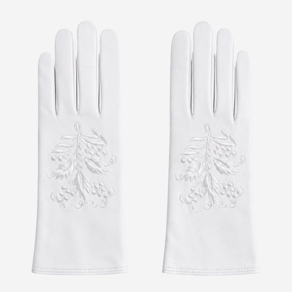 PZ01 (white) – Embroidered unlined Italian lambskin opera gloves