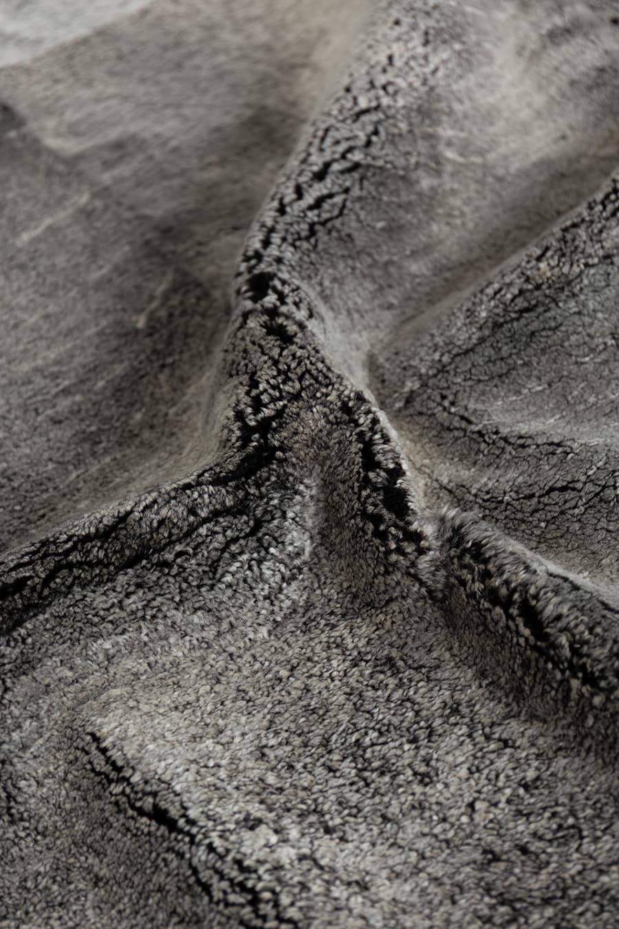 Plain Stacked - Charcoal Lambskin Rug