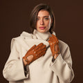 Raffaella (brown) – Luxurious Italian peccary driving gloves 2