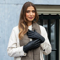 Raya (black) – Deerskin leather gloves with warm wool lining 5