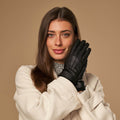 Raya (black) – Deerskin leather gloves with warm wool lining 2