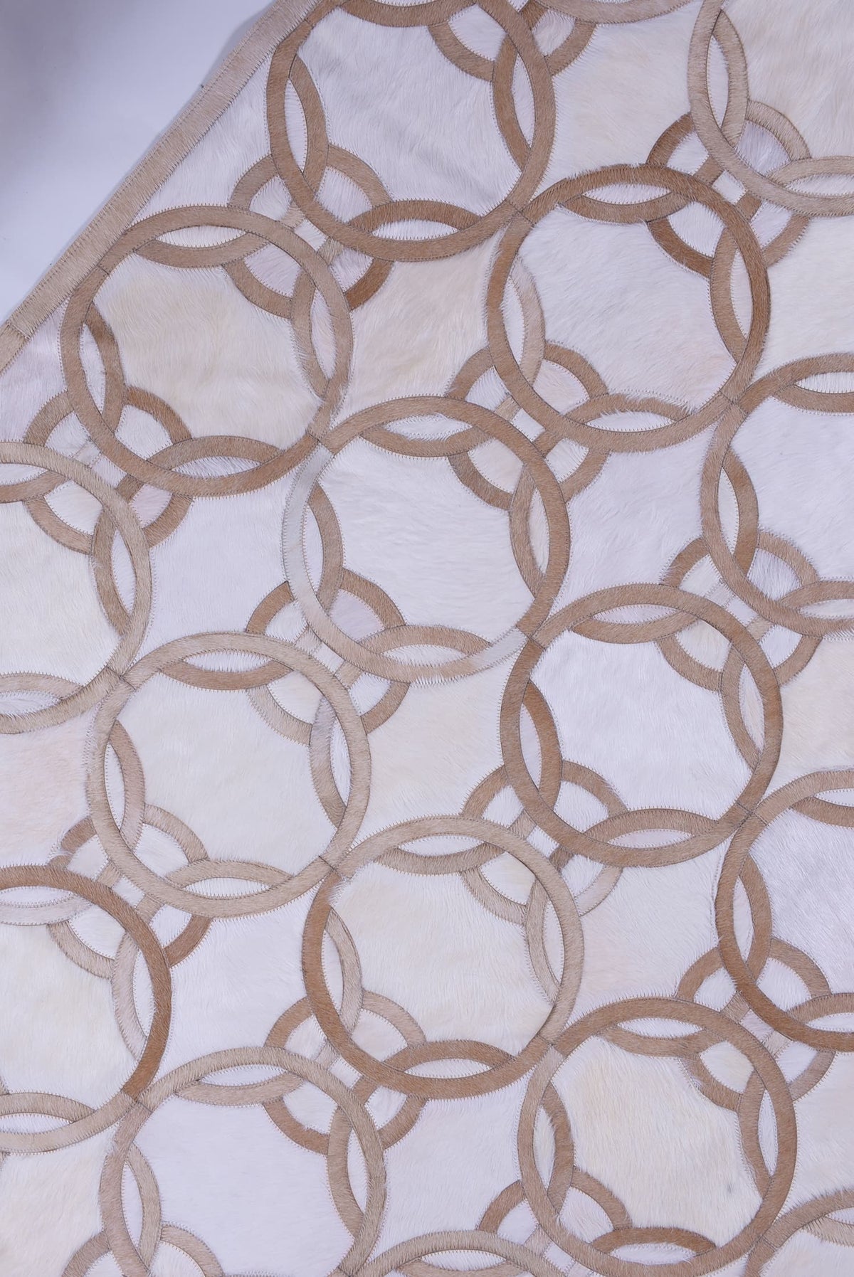 Ringo Star – Handmade Cow Fur Carpet