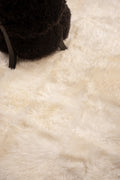 SNOW – Long Hair Sheepskin Rug 1