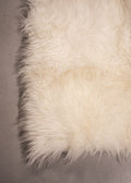 SNOW – Long Hair Sheepskin Rug 8