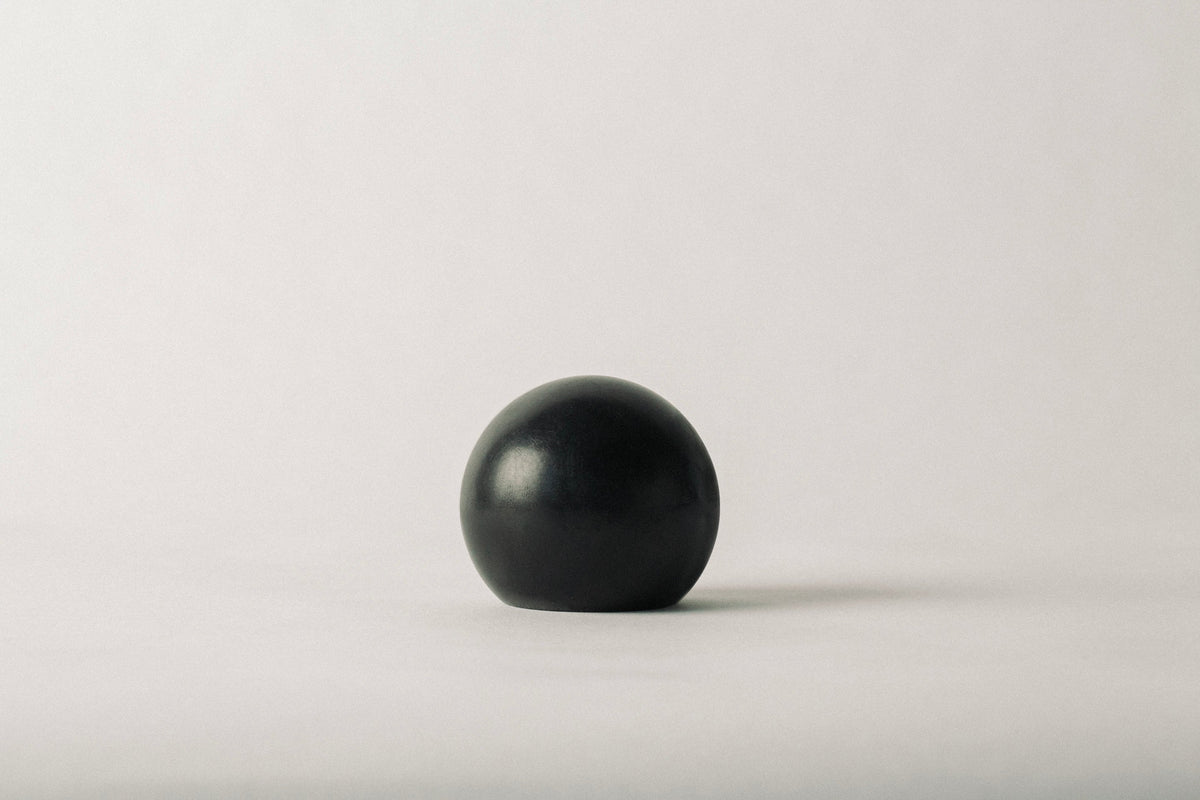 Gardener’s Sphere Soap – Activated Charcoal with Cedar & Lime