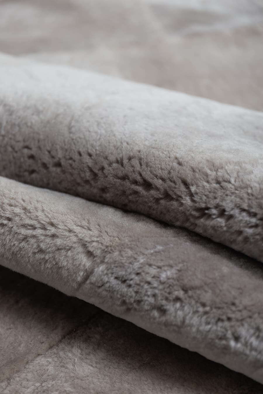 Tetris - Grey Shearling Rug