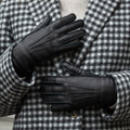 Vittoria (black) - Italian gloves made of American deerskin leather with cashmere lining 2