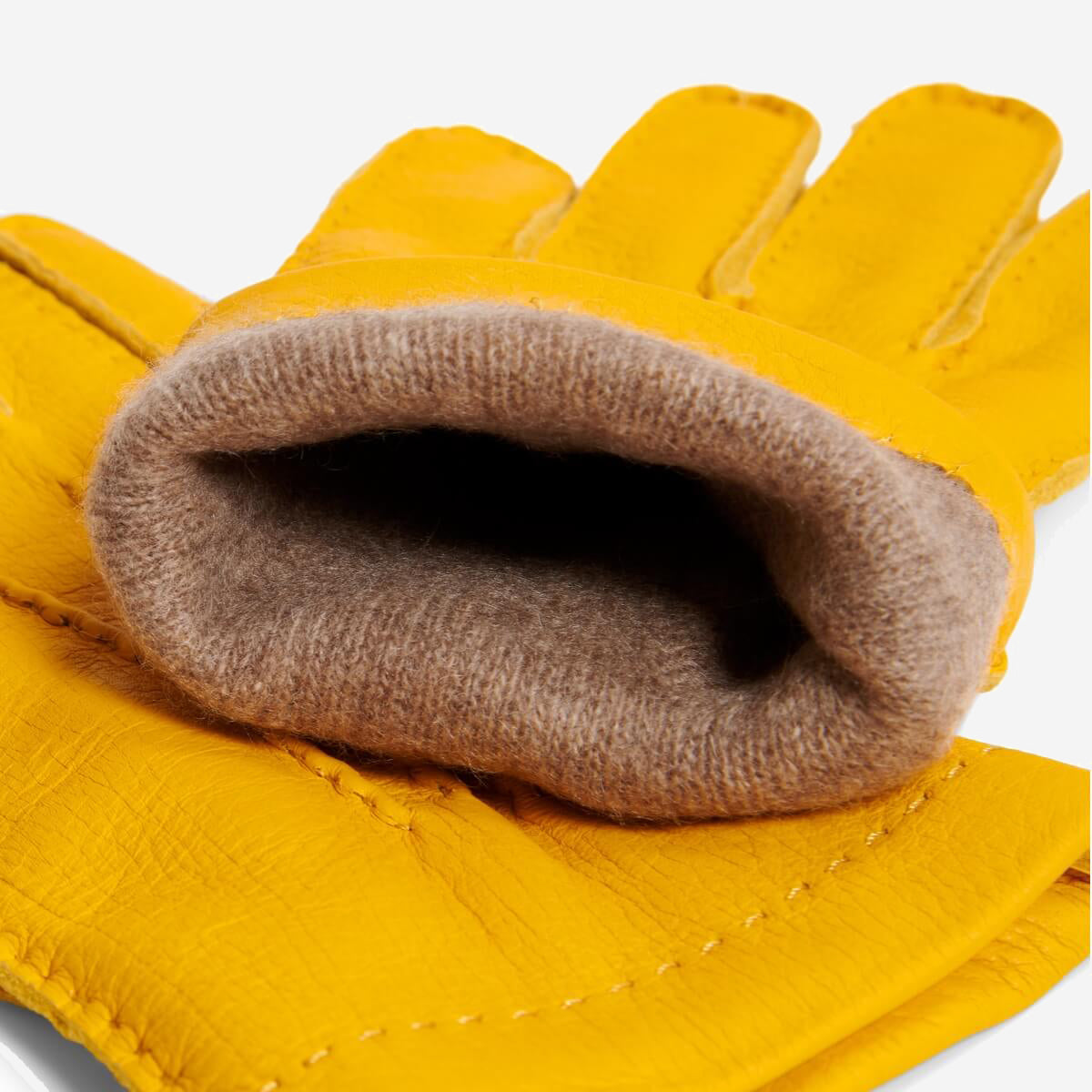 Matteo (yellow) - Italian gloves made of American deerskin leather with cashmere lining