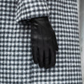 Francesca (black) - Italian lambskin leather gloves with white rabbit fur lining 9