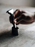 Single Edge SE Razor Stand 5
