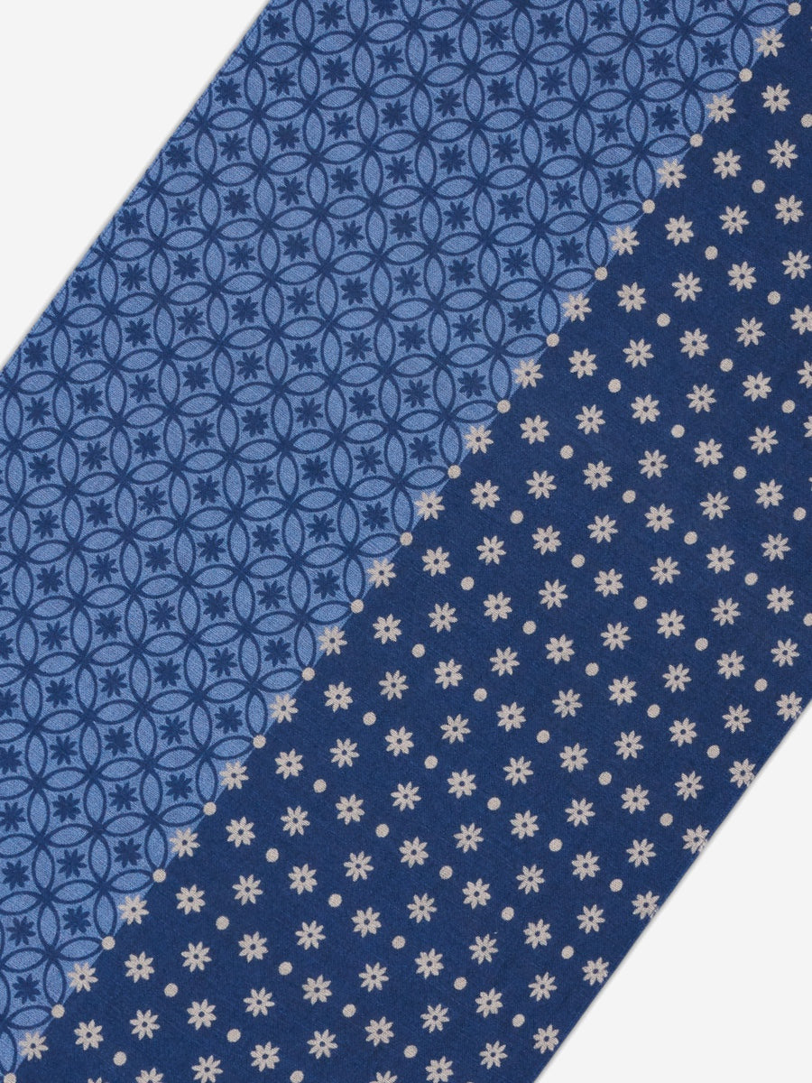Andrea (blue) - Soft and lightweight Italian scarf from 100% wool