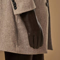 Benjamin (brown) – Thick goatskin leather gloves with warm lambswool lining & touchscreen feature 7