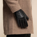 Elijah (black) – Timeless sheepskin leather gloves with luxurious cashmere lining & touchscreen capability 6