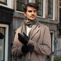 Elijah (black) – Timeless sheepskin leather gloves with luxurious cashmere lining & touchscreen capability 8