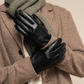 Elijah (black) – Timeless sheepskin leather gloves with luxurious cashmere lining & touchscreen capability 9