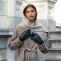 Evelyn (black) - Goatskin leather gloves with soft lambswool lining and touchscreen feature 9