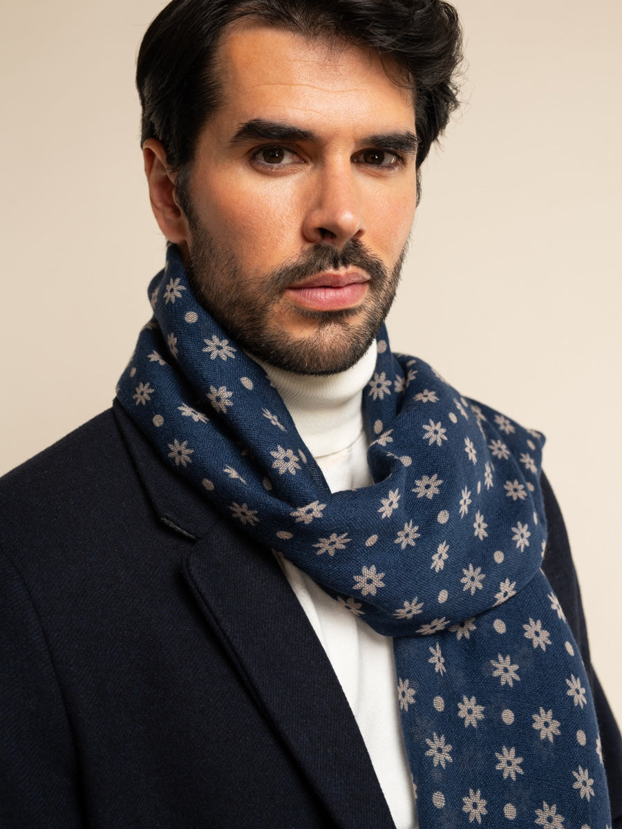 Andrea (blue) - Soft and lightweight Italian scarf from 100% wool