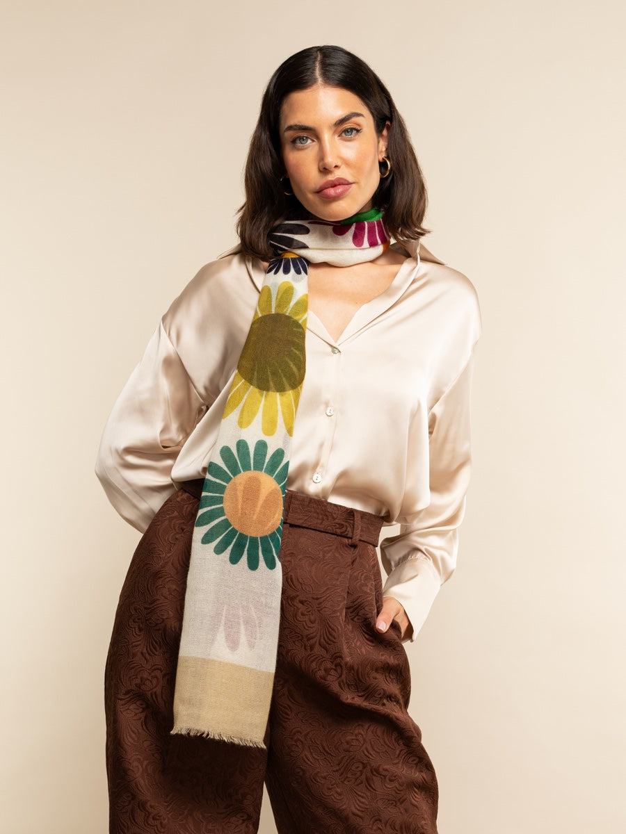 Evelina (yellow) - Soft and lightweight Italian scarf from premium wool