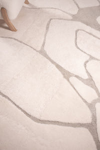 GLIMPSE White Sheepskin Rug | Handcrafted Patagonian Shearling