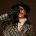 Gianetta (black) - Italian lambskin mittens with luxurious lambswool lining 7