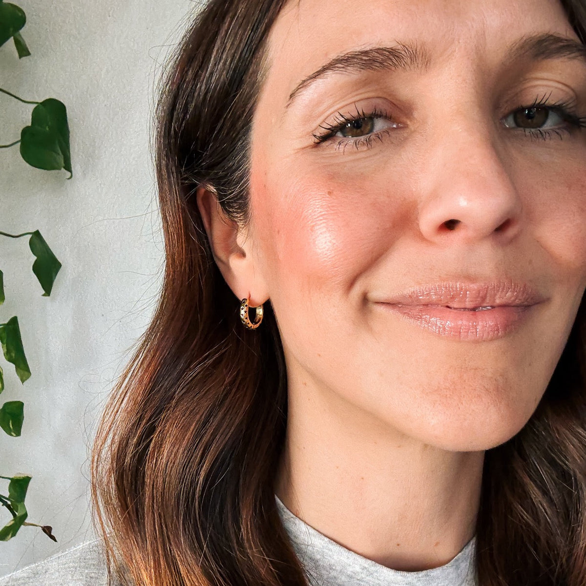 Black Star Chunky Huggie Hoop Earrings