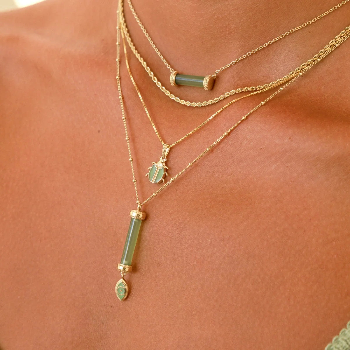 Harmonious Path Jade Inlay Gold Necklace