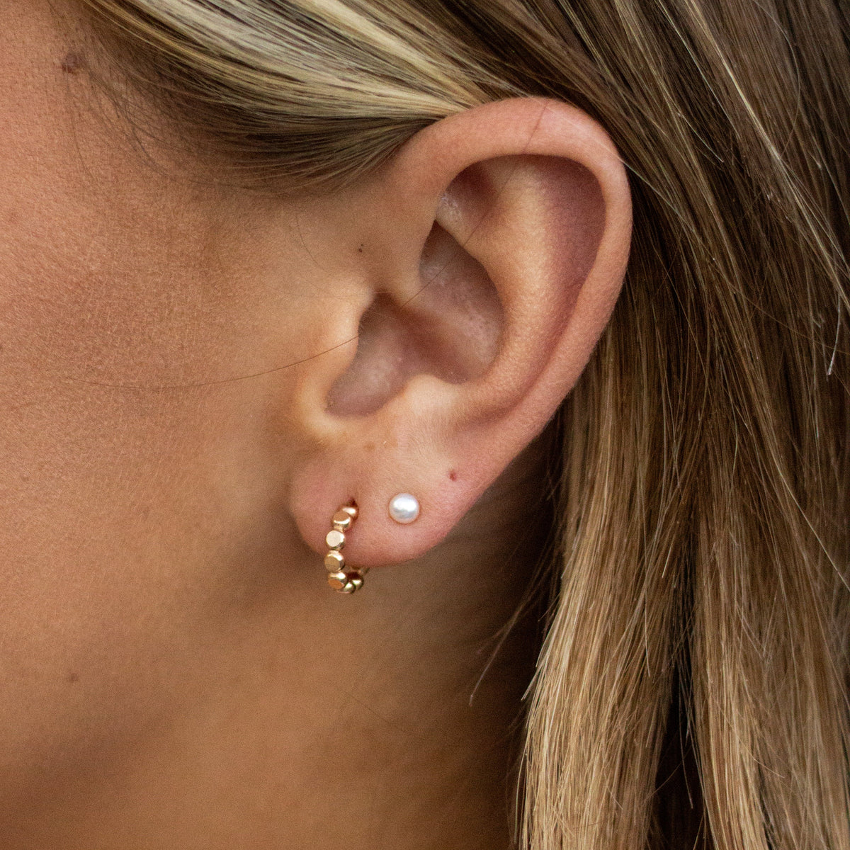 Tiny Cora Hoop Earrings
