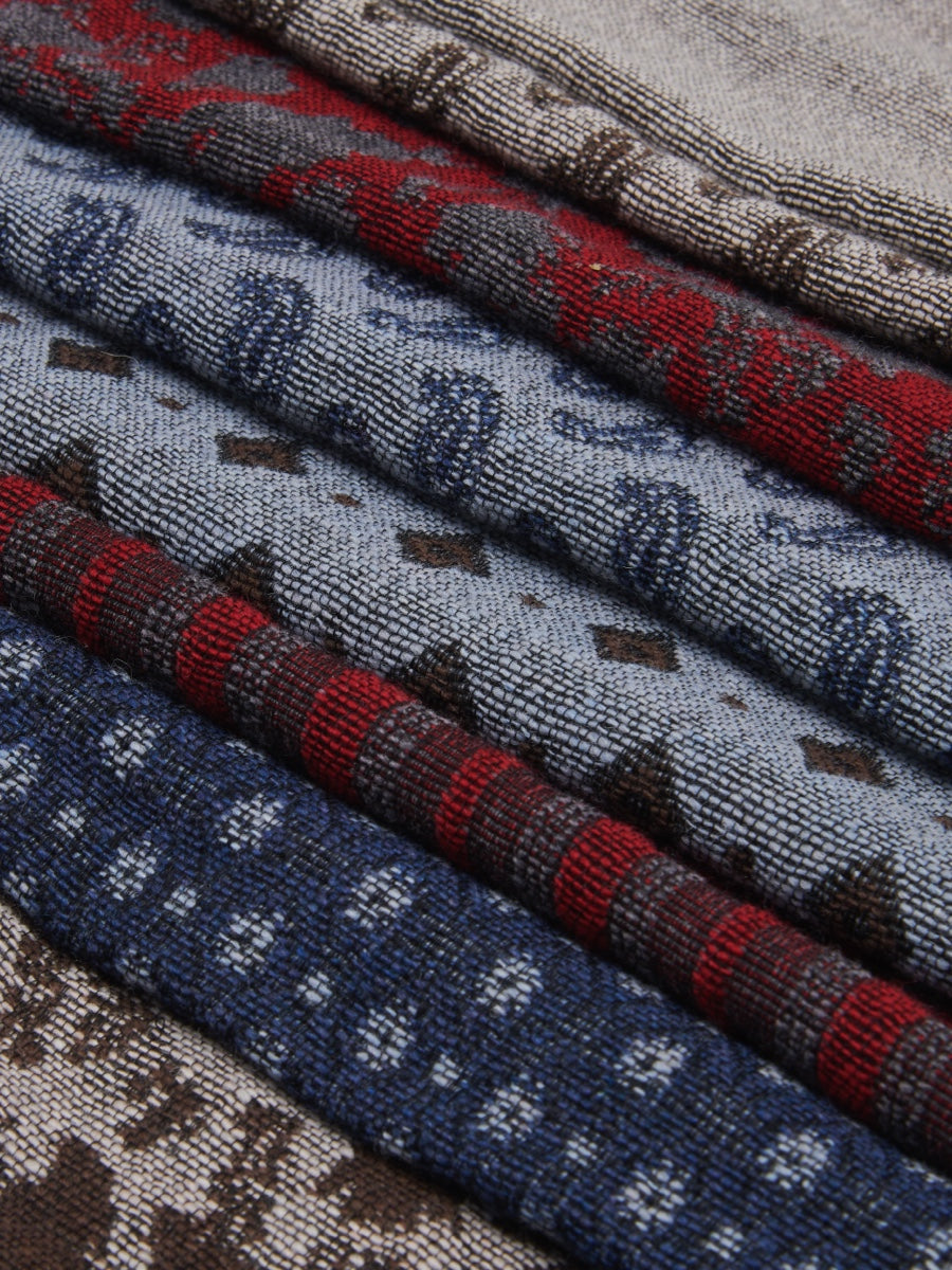 Federico (red/blue) - Warm and soft Italian scarf from wool blend