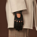 Raffaella (black) – Luxurious Italian peccary driving gloves 6