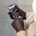 Selena (brown) – Sheepskin leather gloves with diamond pattern and touchscreen feature 3
