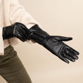 Skylar (black) – Extra-long sheepskin leather gloves with wool/cashmere lining & touchscreen capability 9